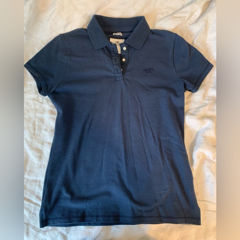 This is from Hollister, color is navy blue, size S